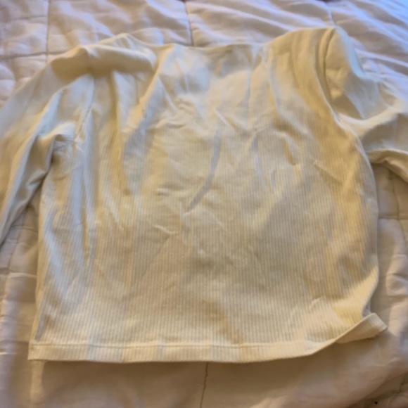 Black and white button down crop tops - Picture 5 of 5